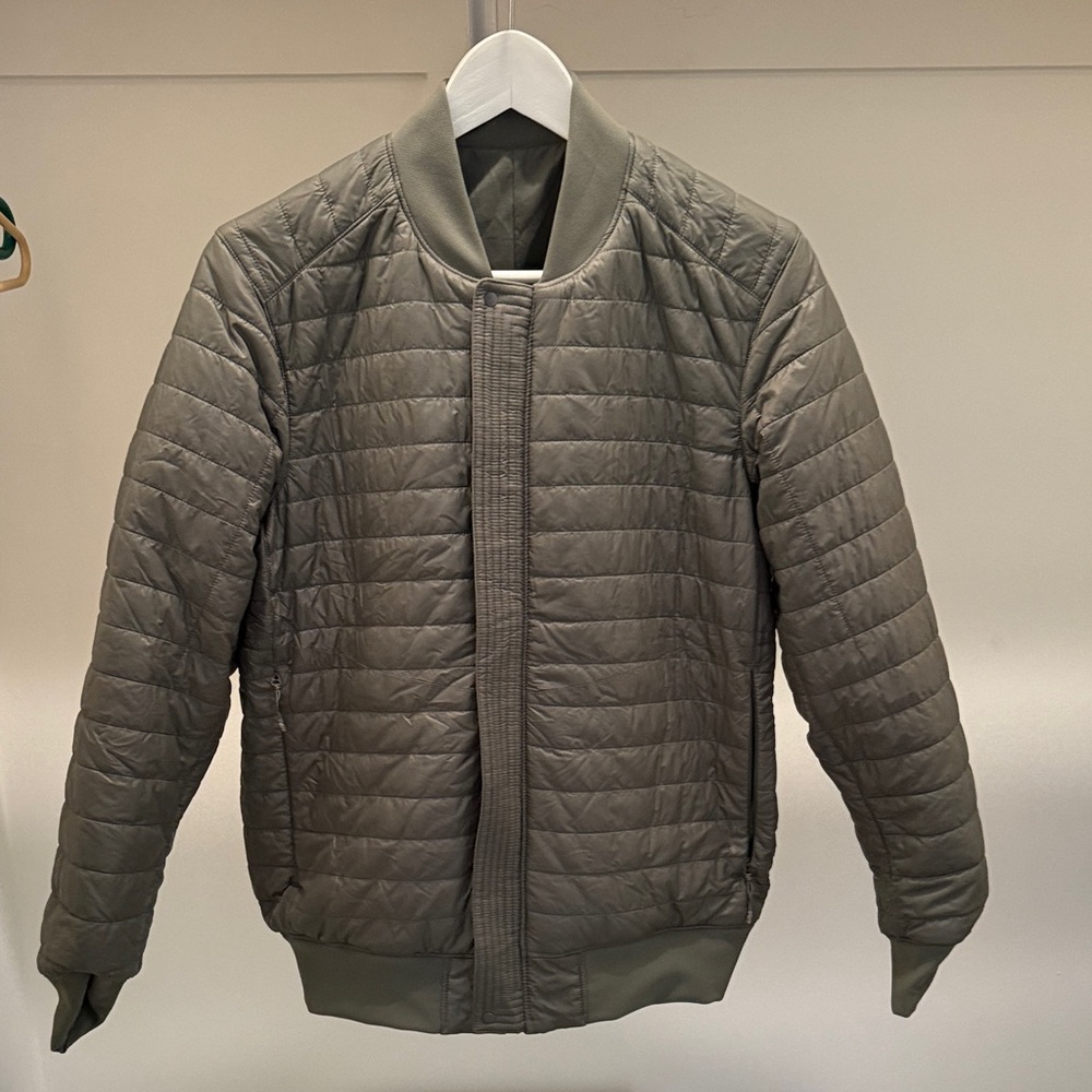 Lululemon reversible bomber